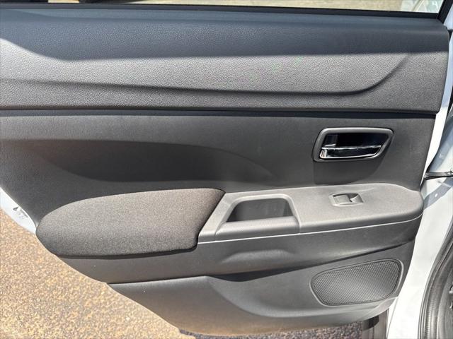2026 Mitsubishi Outlander Sport 2.0 LE