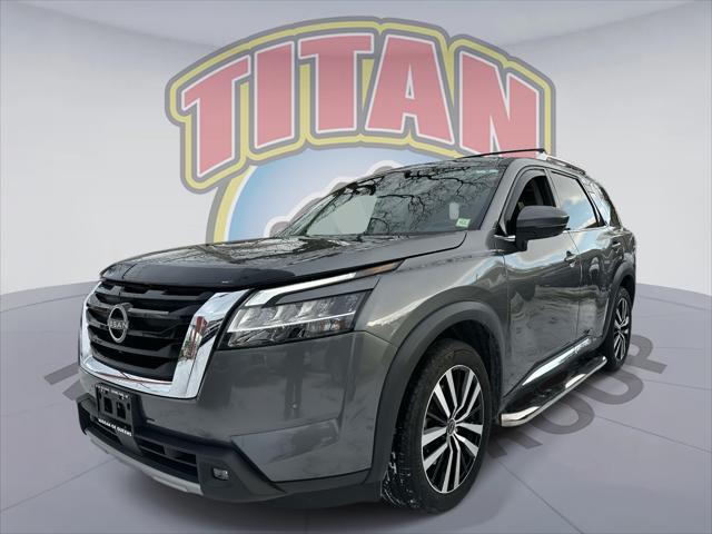 2023 Nissan Pathfinder Platinum 4WD [2]