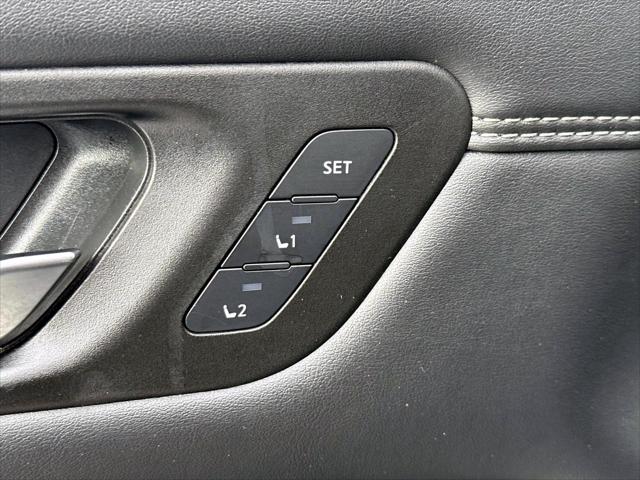 2023 Nissan Pathfinder Platinum 4WD [17]