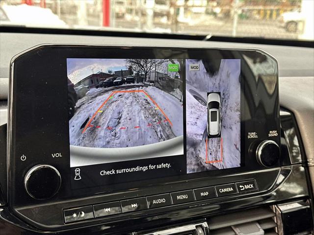 2023 Nissan Pathfinder Platinum 4WD [23]