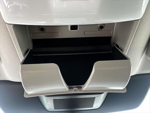 2023 Nissan Pathfinder Platinum 4WD [37]