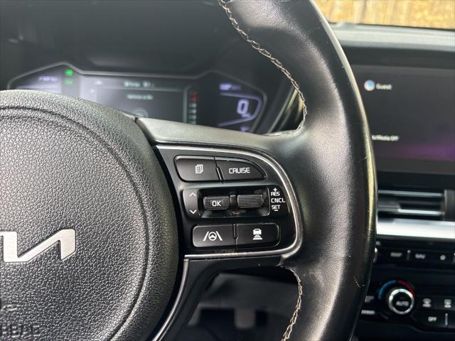 2022 Kia Niro Touring SE