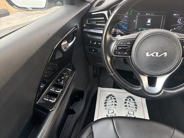 2022 Kia Niro Touring SE
