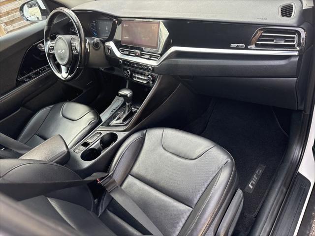 2022 Kia Niro Touring SE