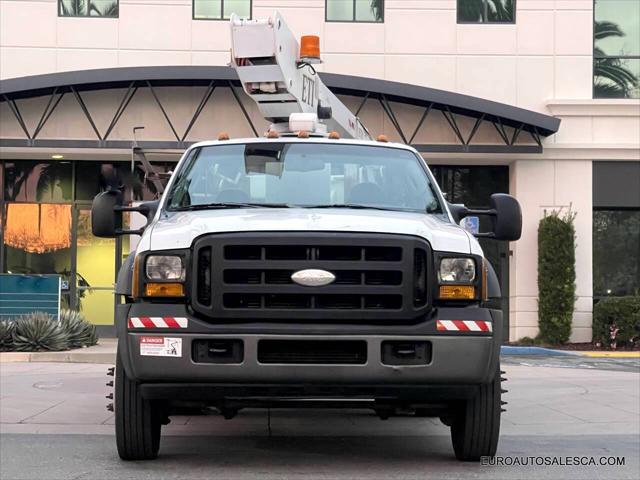 2006 Ford F-450 4X2 2dr Regular Cab 140.8 200.8 in. WB