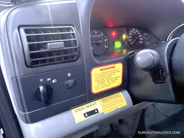 2006 Ford F-450 4X2 2dr Regular Cab 140.8 200.8 in. WB