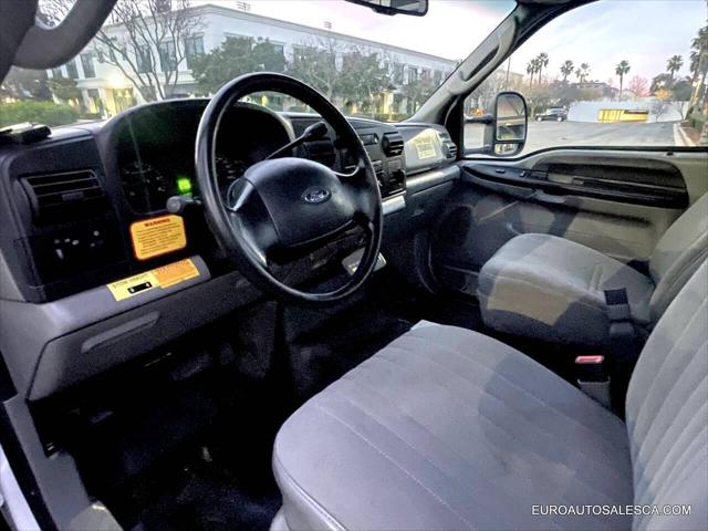 2006 Ford F-450 4X2 2dr Regular Cab 140.8 200.8 in. WB