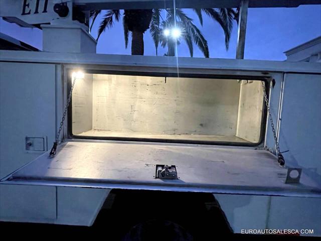 2006 Ford F-450 4X2 2dr Regular Cab 140.8 200.8 in. WB