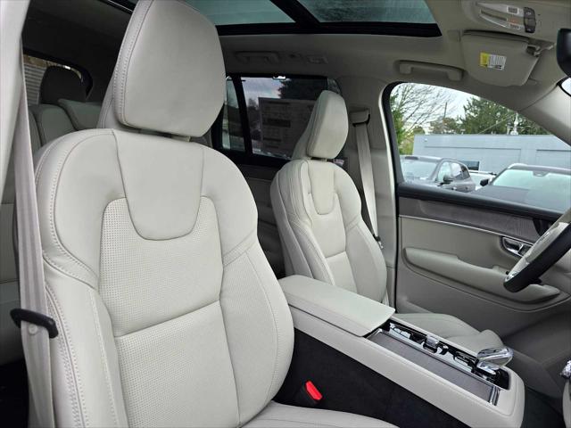 2026 Volvo XC90 Plug-In Hybrid Ultra, T8 AWD, Electric/Gasoline, Bright, 7 Seats