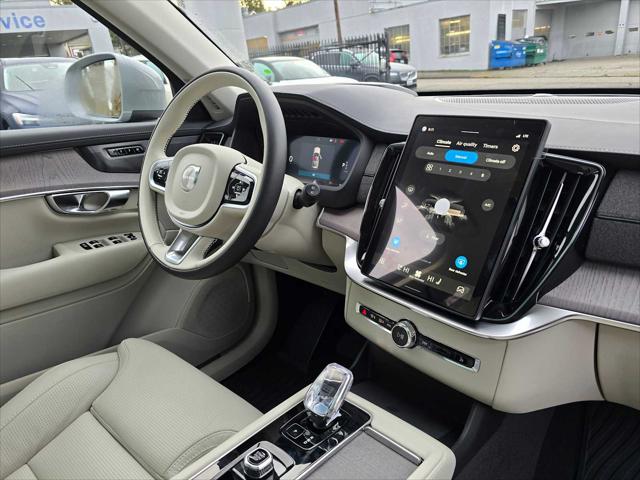 2026 Volvo XC90 Plug-In Hybrid Ultra, T8 AWD, Electric/Gasoline, Bright, 7 Seats