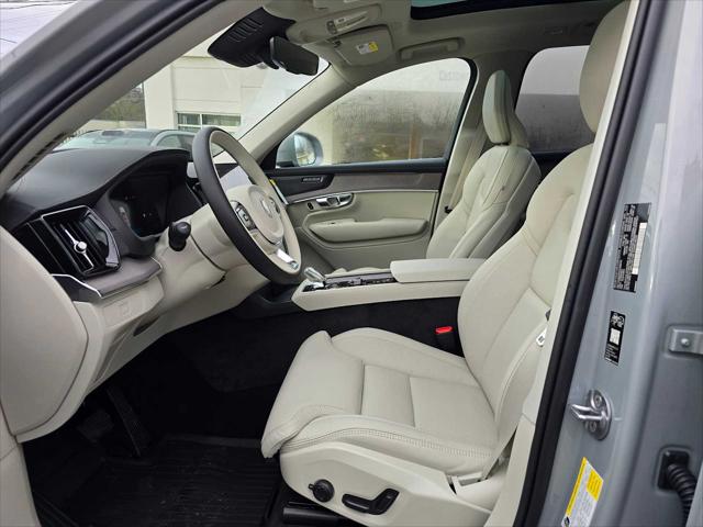 2026 Volvo XC90 Plug-In Hybrid Ultra, T8 AWD, Electric/Gasoline, Bright, 7 Seats
