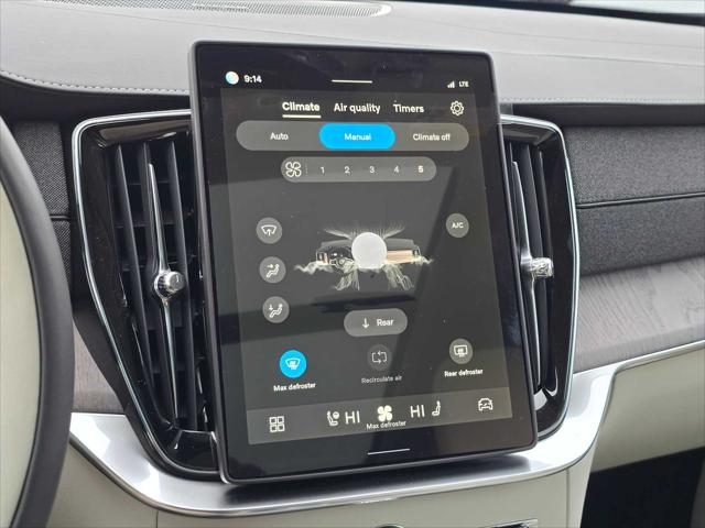 2026 Volvo XC90 Plug-In Hybrid Ultra, T8 AWD, Electric/Gasoline, Bright, 7 Seats