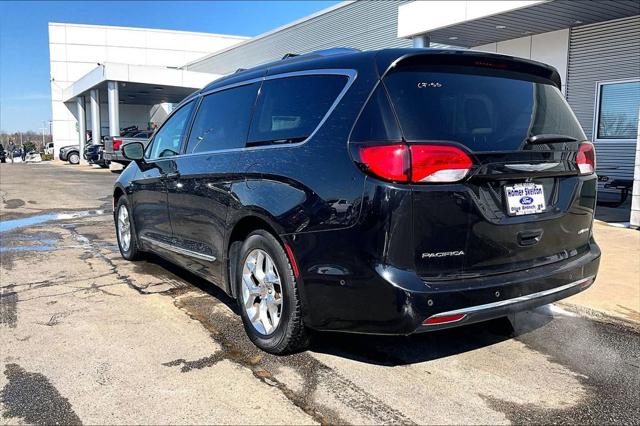 Used 2017 Chrysler Pacifica For Sale in Olive Branch, MS