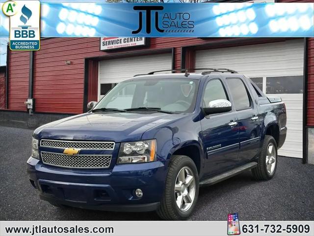 2013 Chevrolet Avalanche LT for sale in Selden, NY