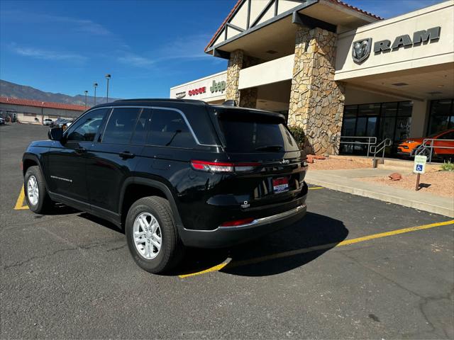 2025 Jeep Grand Cherokee Laredo 4x2