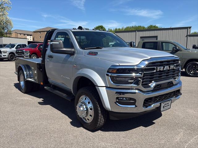 2026 RAM 5500 Chassis RAM 5500 BIG HORN CHASSIS REGULAR CAB 4X4 60 CA