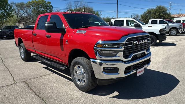 2026 RAM Ram 3500 RAM 3500 TRADESMAN CREW CAB 4X4 8 BOX