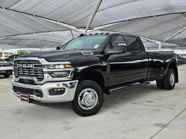 2026 RAM Ram 3500 RAM 3500 TRADESMAN CREW CAB 4X4 8 BOX