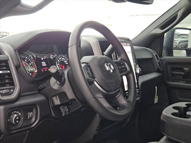 2026 RAM Ram 3500 RAM 3500 TRADESMAN CREW CAB 4X4 8 BOX