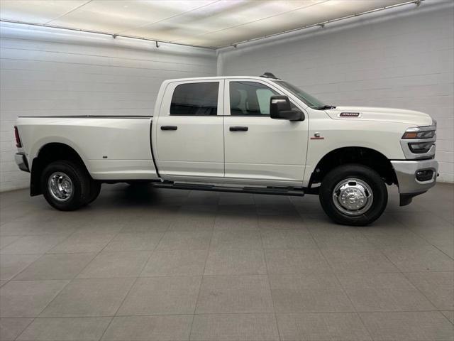 2026 RAM Ram 3500 RAM 3500 TRADESMAN CREW CAB 4X4 8 BOX 2026 RAM Ram 3500 RAM 3500 TRADESMAN CREW CAB 4X4 8 BOX