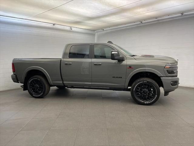 2026 RAM Ram 3500 RAM 3500 LIMITED CREW CAB 4X4 64 BOX