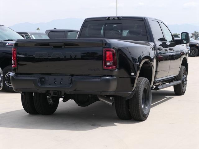 2026 RAM Ram 3500 RAM 3500 TRADESMAN CREW CAB 4X4 8 BOX