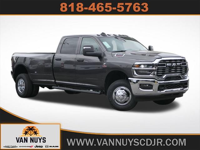 2026 RAM Ram 3500 RAM 3500 TRADESMAN CREW CAB 4X4 8 BOX