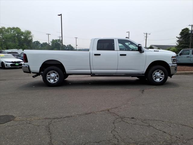 2026 RAM Ram 3500 RAM 3500 TRADESMAN CREW CAB 4X4 8 BOX