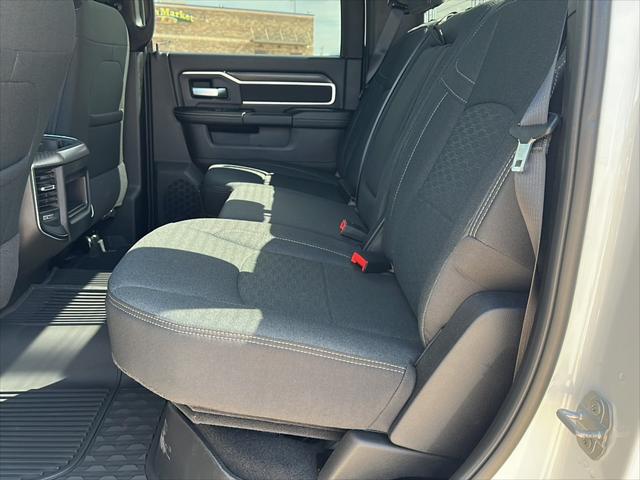 2026 Ram 3500 Big Horn Crew Cab 4x4 8' Box
