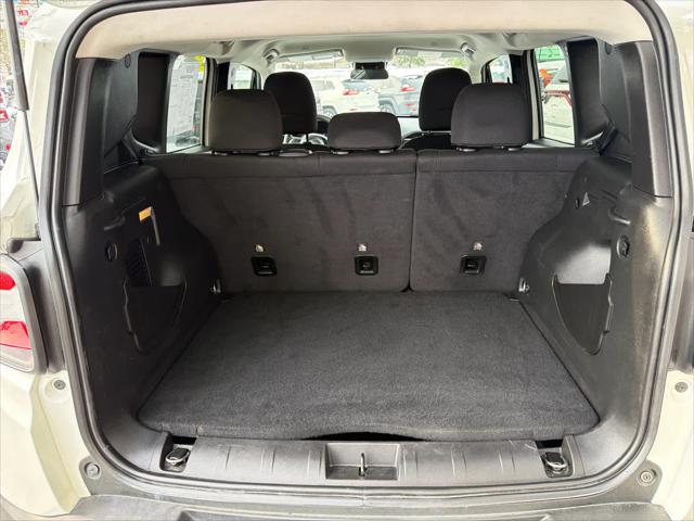 2023 Jeep Renegade Latitude 4x4