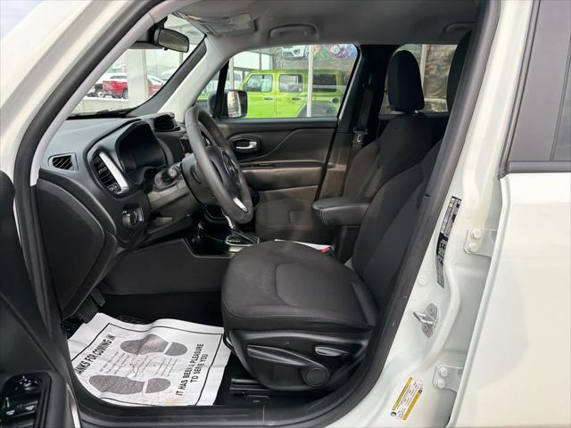 2023 Jeep Renegade Latitude 4x4