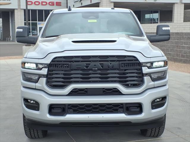 2026 RAM Ram 2500 RAM 2500 BLACK EXPRESS CREW CAB 4X4 64 BOX