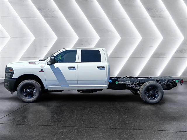 2026 RAM Ram 3500 Chassis Cab RAM 3500 TRADESMAN CREW CAB CHASSIS 4X4 60 CA