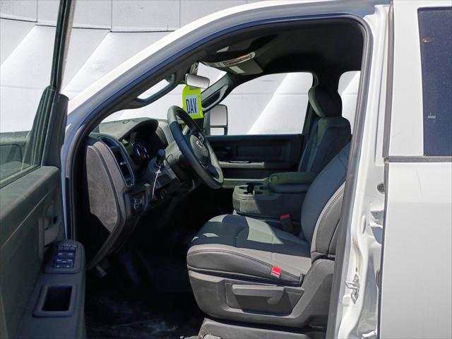 2026 Ram 3500 Chassis Cab Tradesman/Big Horn
