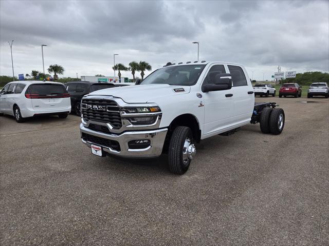 2026 RAM Ram 3500 Chassis Cab RAM 3500 TRADESMAN CREW CAB CHASSIS 4X4 60 CA