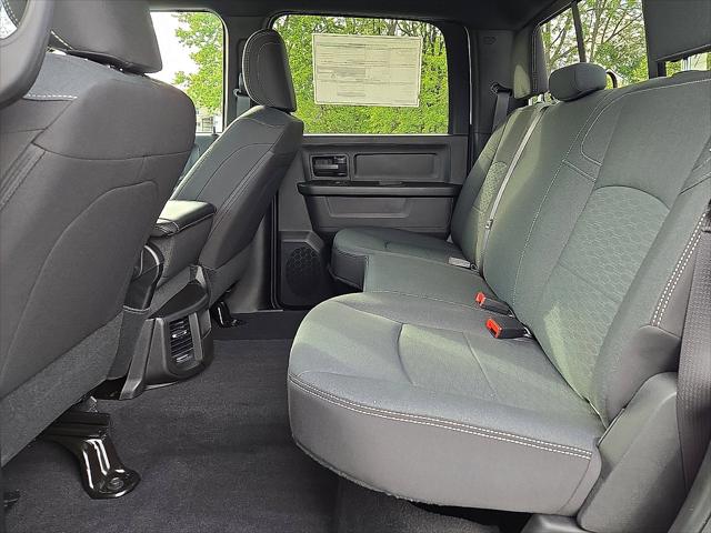 2026 Ram 2500 Black Express Crew Cab 4x4 8" Box