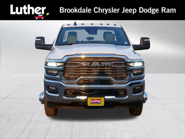 2026 RAM Ram 3500 Chassis Cab RAM 3500 TRADESMAN CREW CAB CHASSIS 4X4 60 CA 2026 RAM Ram 3500 Chassis Cab RAM 3500 TRADESMAN CREW CAB CHASSIS 4X4 60 CA