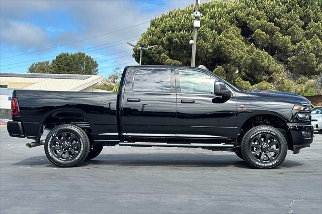 2026 RAM Ram 2500 RAM 2500 BLACK EXPRESS CREW CAB 4X4 64 BOX