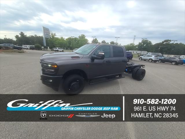 2026 RAM Ram 3500 Chassis Cab RAM 3500 TRADESMAN CREW CAB CHASSIS 4X4 60 CA