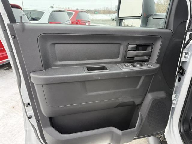 2026 Ram 3500 Tradesman Crew Cab 4x4 6'4" Box