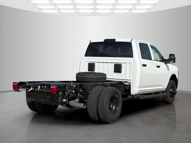 2026 RAM Ram 3500 Chassis Cab RAM 3500 TRADESMAN CREW CAB CHASSIS 4X4 60 CA