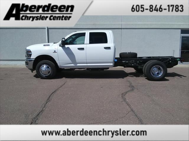 2026 RAM Ram 3500 Chassis Cab RAM 3500 TRADESMAN CREW CAB CHASSIS 4X4 60 CA
