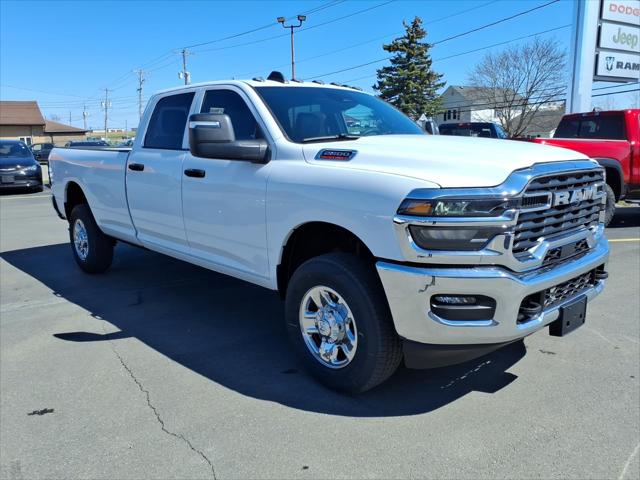 2026 Ram 2500 Tradesman Crew Cab 4x4 8' Box