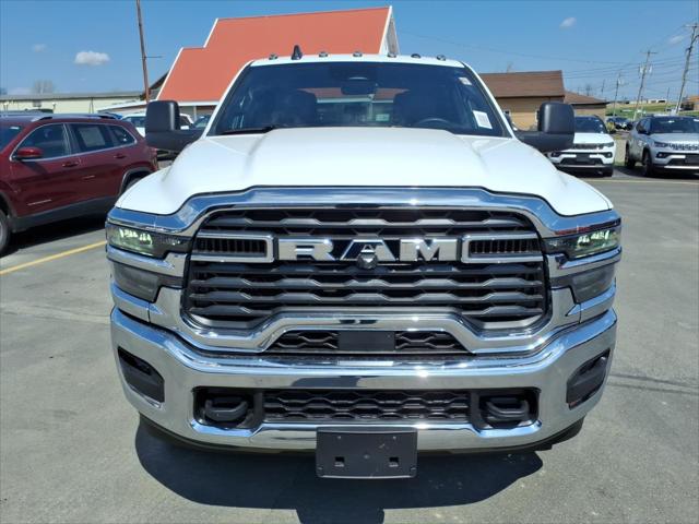 2026 RAM Ram 3500 RAM 3500 TRADESMAN CREW CAB 4X4 8 BOX