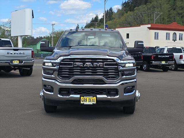 2026 RAM Ram 3500 RAM 3500 TRADESMAN CREW CAB 4X4 8 BOX