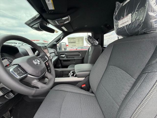 2026 Ram 2500 Big Horn Regular Cab 4x4 8' Box