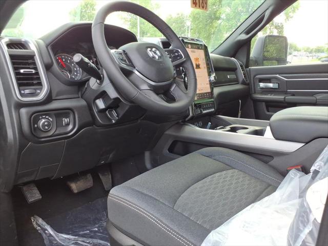 2026 Ram 2500 Big Horn Crew Cab 4x4 8' Box