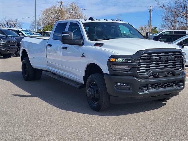 2026 RAM Ram 3500 RAM 3500 TRADESMAN CREW CAB 4X4 8 BOX