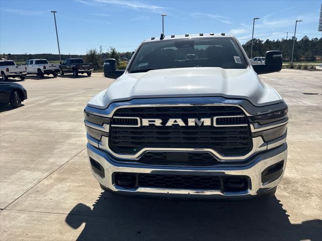 2026 RAM Ram 3500 Chassis Cab RAM 3500 TRADESMAN CREW CAB CHASSIS 4X4 60 CA