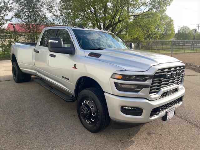 2026 RAM 3500 RAM 3500 BIG HORN CREW CAB 4X4 8 BOX 2026 RAM 3500 RAM 3500 BIG HORN CREW CAB 4X4 8 BOX